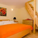 Family Apartment Maris Apartman