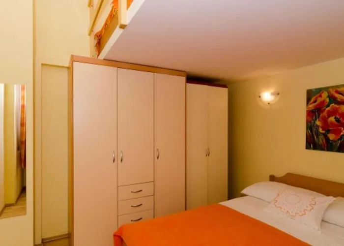 Family Apartment Maris *