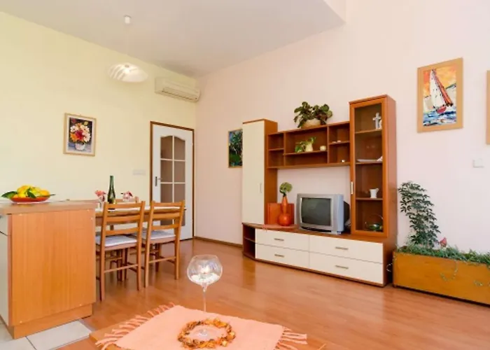 Family Apartment Maris Apartamento